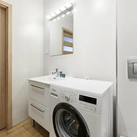 Shortstaypoland Pileckiego B91 Apartamento *